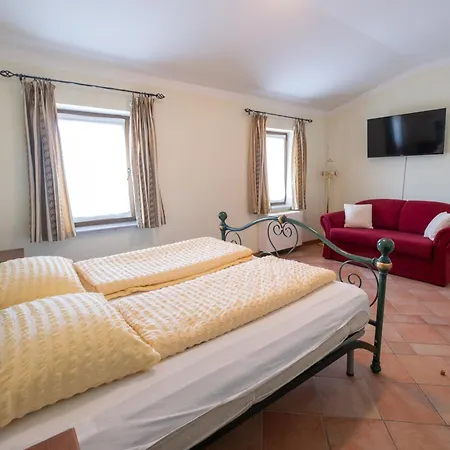 Farm Malovscevo Farm stay